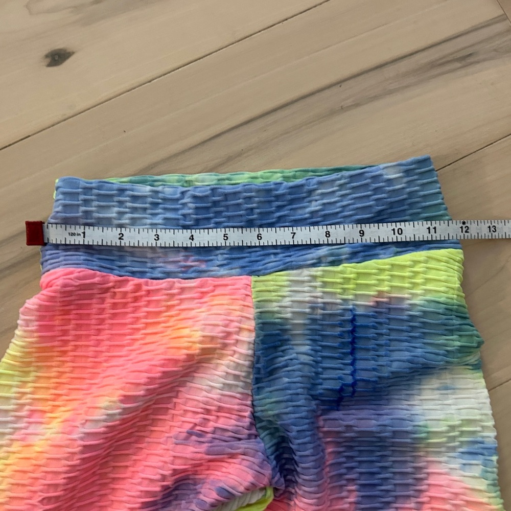 Scrunch Butt Rainbow Tie dyed High Waisted Yoga Capris Peach Butt Leggings Small - Picture 3 of 8